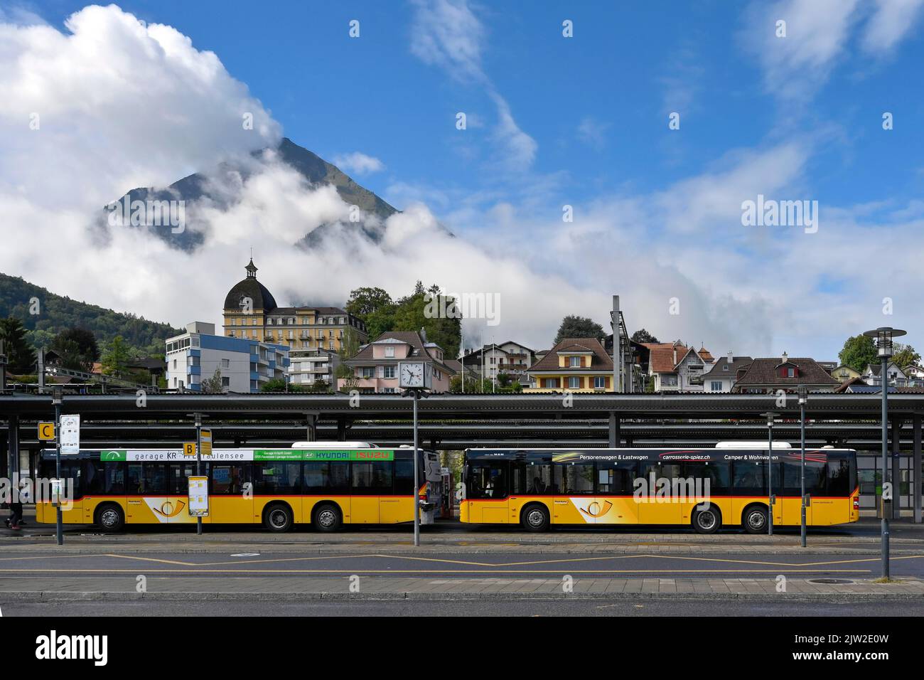 Autopostale fermata Berggipfel Niesen, Spiez, Svizzera Foto Stock
