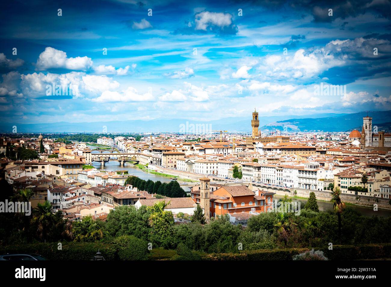 Florencia Italia 01/09/2022 / Reportaje de Florencia sus puentes catedrales panorámicas de la ciudad Foto Stock
