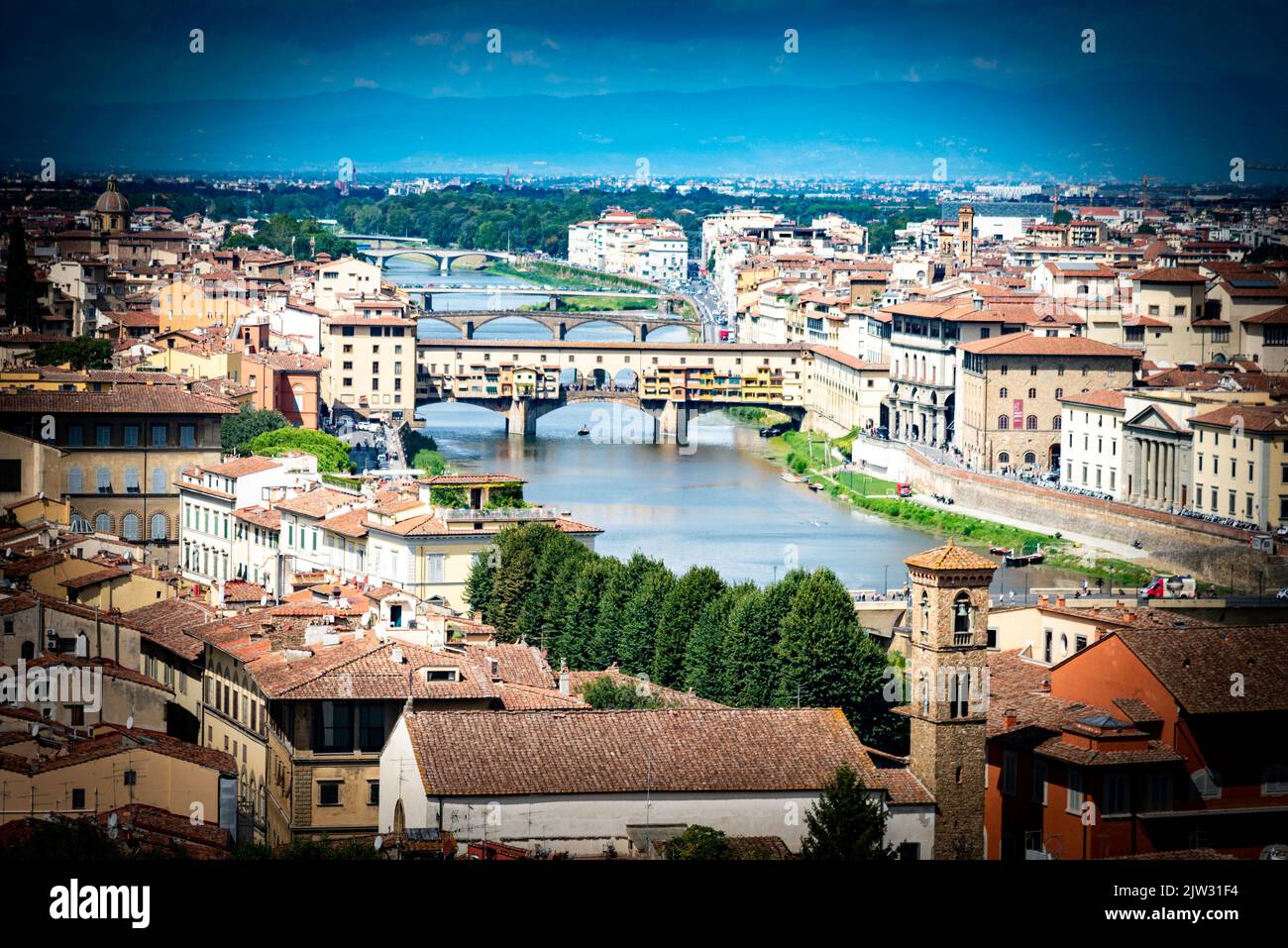 Florencia Italia 01/09/2022 / Reportaje de Florencia sus puentes catedrales panorámicas de la ciudad Foto Stock