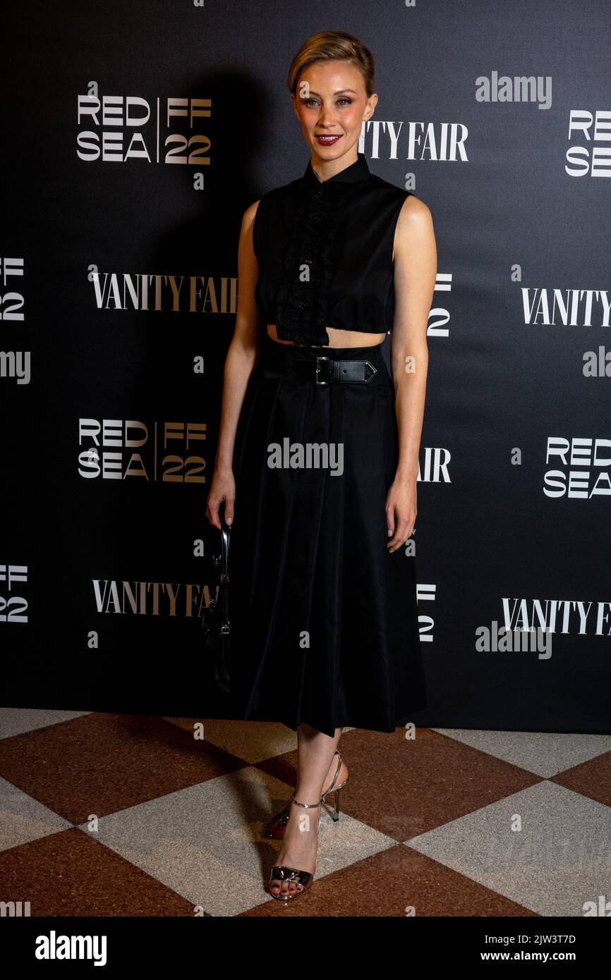 Sarah Gadon arriva per la cena di gala ‘Women’s Stories’ organizzata dal Red Sea Film Festival e dalla Vanity Fair Italia in un ‘Palazzo’ di Venezia, nell’ambito della 79th edizione del Festival del Cinema di Venezia denominato ‘Mostra’, a Venezia il 2nd settembre 2022. Foto di Ammar Abd Rabbo/ABACAPRESS.COM Foto Stock