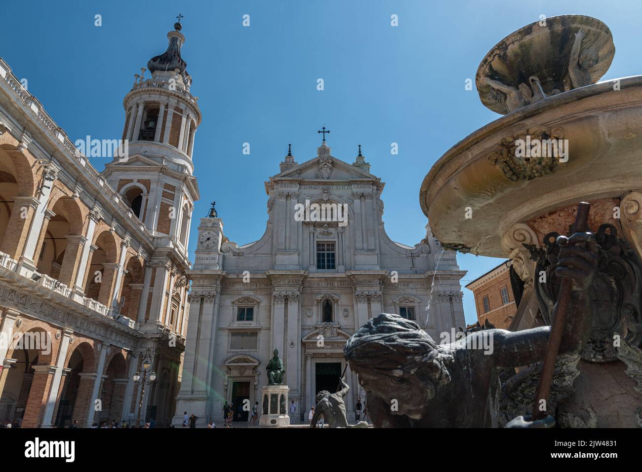 Uno Dei Santuari Mariani Più Famosi