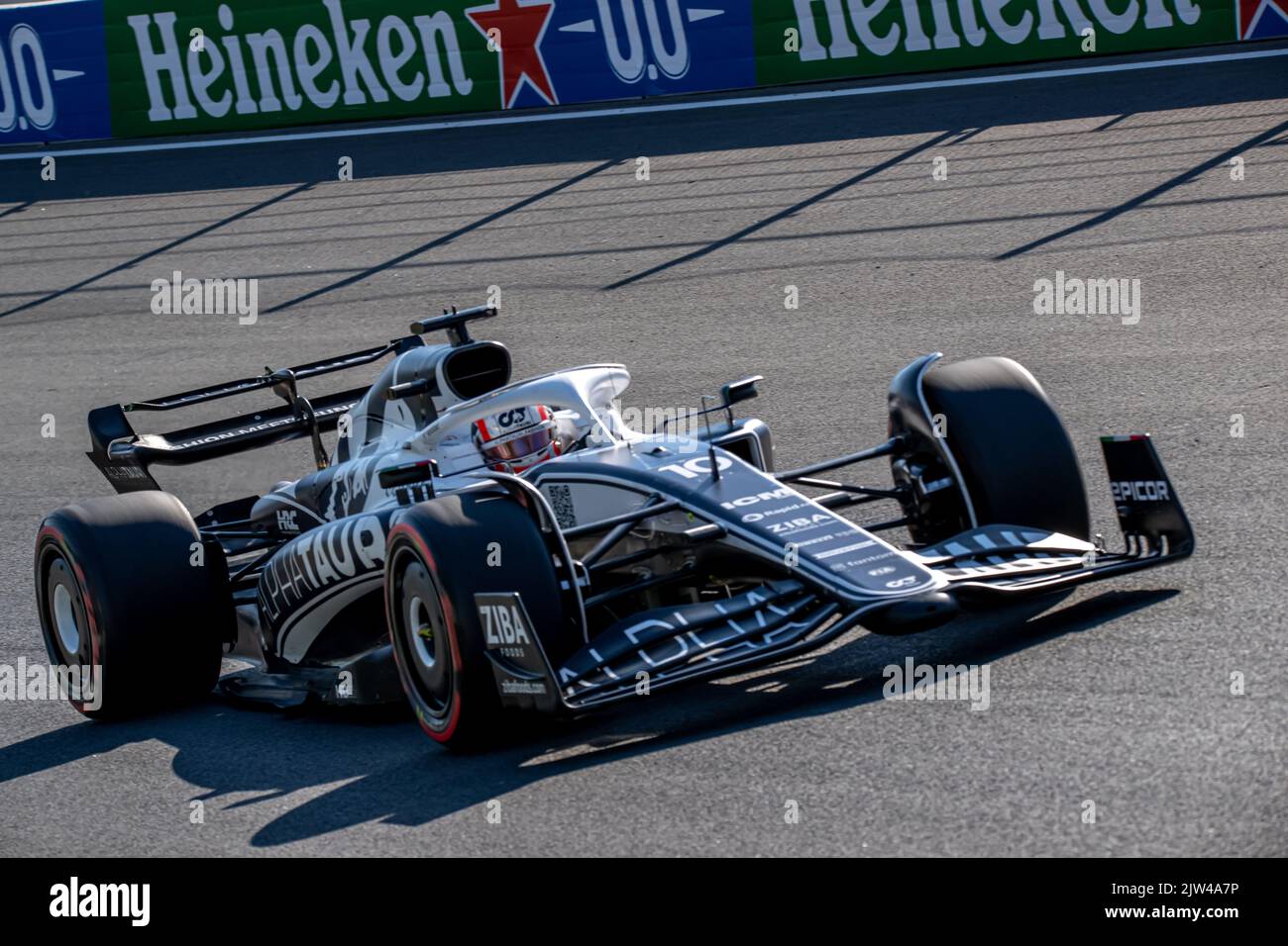 Zandvoort, Paesi Bassi, 03rd set 2022, Pierre Gasly, francese, compete per la Scuderia AlphaTauri. Qualificazione, 15° round del campionato di Formula 1 2022. Credit: Michael Potts/Alamy Live News Foto Stock