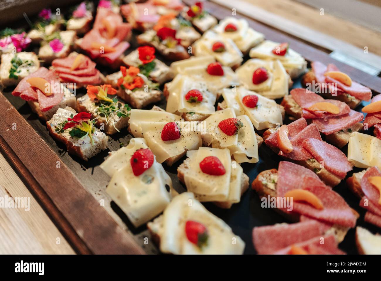 Deliziosi antipasti a una cena o a un ricevimento di nozze Foto Stock