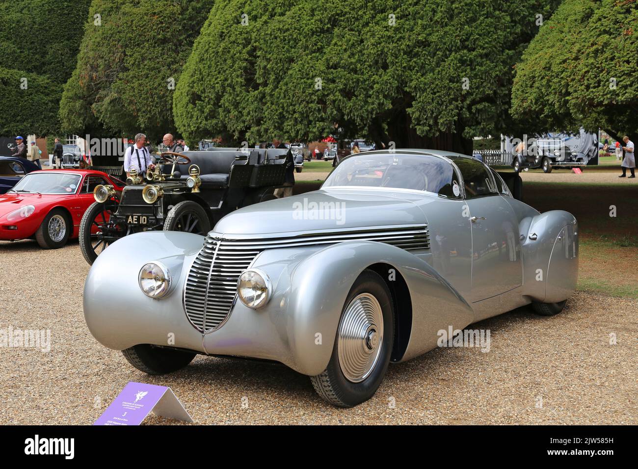 Hispano-Suiza H6B Dubonnet Xenia (1938). Concours of Elegance 2022, Hampton Court Palace, Londra, Regno Unito, Europa Foto Stock