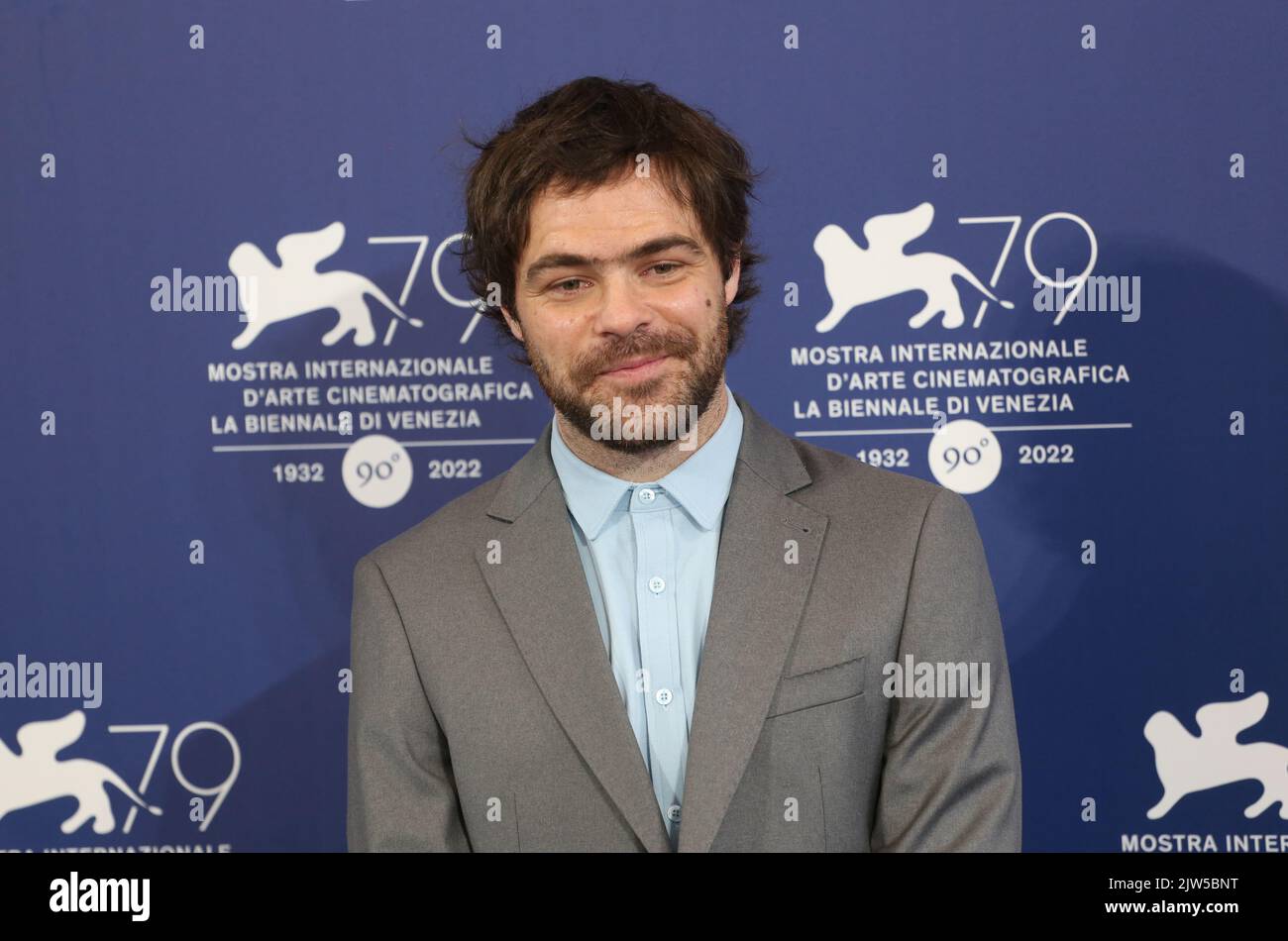 Venezia, Italia, 3rd settembre 2022, Peter Lanzani alla fotocellula per il film Argentina, 1985 al 79th° Festival di Venezia in Italia. Credit: Doreen Kennedy/Alamy Live News Foto Stock