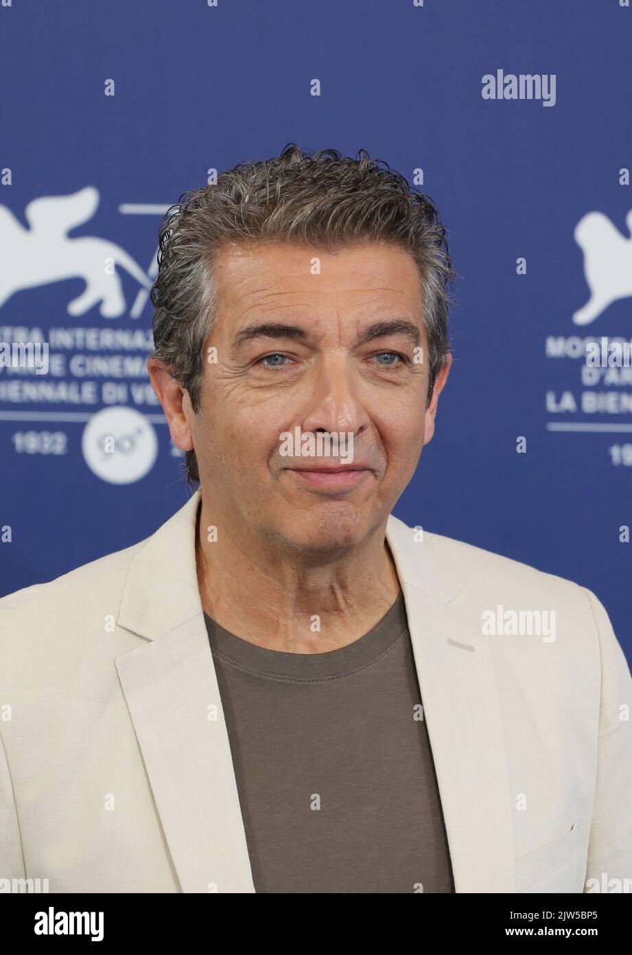 Venezia, Italia, 3rd settembre 2022, Ricardo Darin alla fotocellula per il film Argentina, 1985 al 79th° Festival di Venezia in Italia. Credit: Doreen Kennedy/Alamy Live News Foto Stock