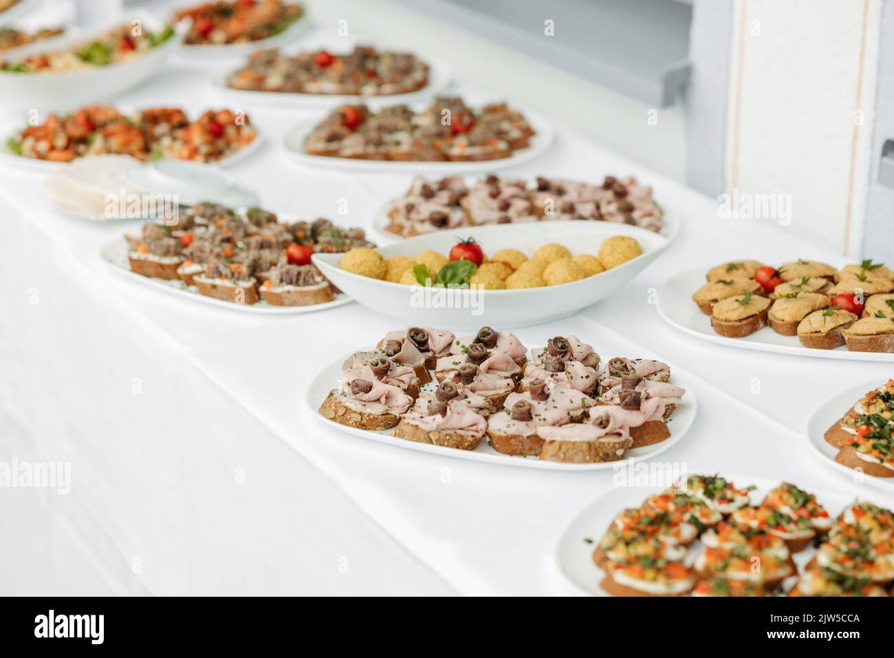 Deliziosi antipasti a una cena o a un ricevimento di nozze Foto Stock