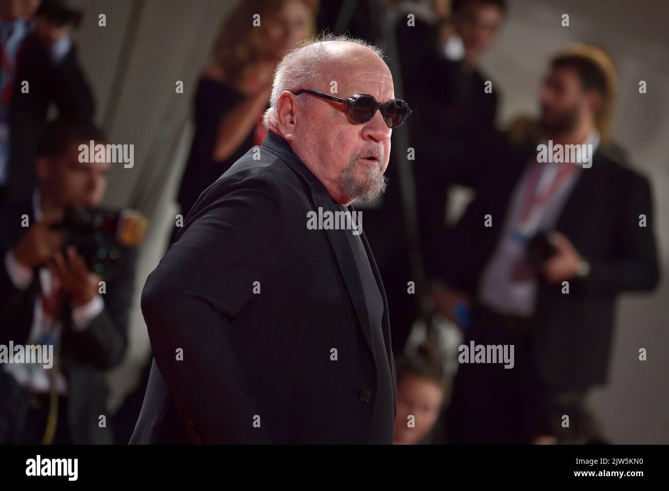 Venezia, Italia. 03rd Set, 2022. VENEZIA, ITALIA - 03 SETTEMBRE: Paul Schrader partecipa al tappeto rosso 'Argentina, 1985' al 79th° Festival Internazionale del Cinema di Venezia, il 03 settembre 2022 a Venezia. Credit: dpa/Alamy Live News Foto Stock