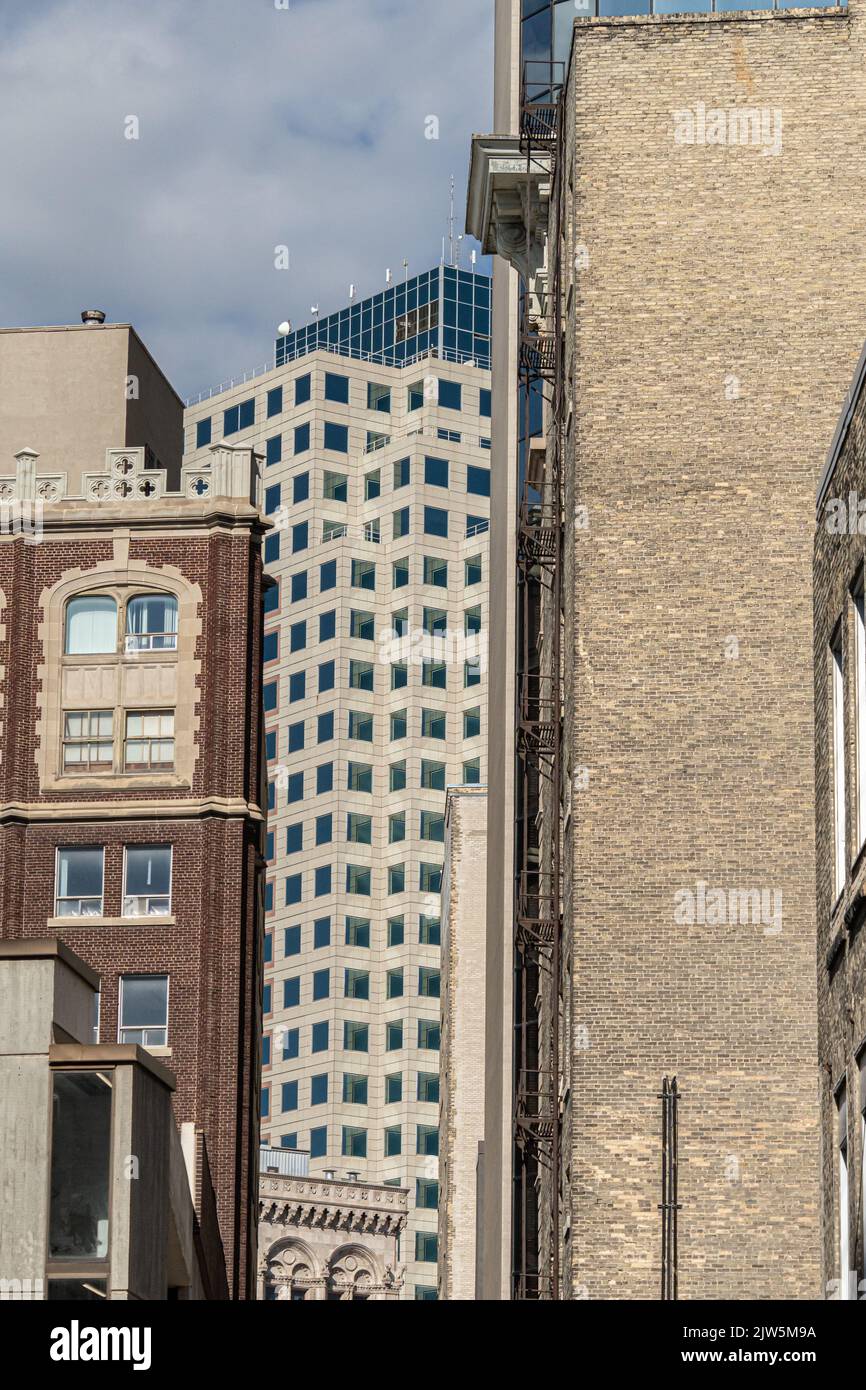 Centro di Winnipeg Manitoba skyline verticale Foto Stock