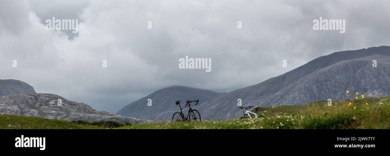 Moto da corsa sulle montagne di Uig, Lewis, Isola di Lewis, Ebridi, Ebridi esterne, Western Isles, Scozia, Regno Unito, Gran Bretagna Foto Stock