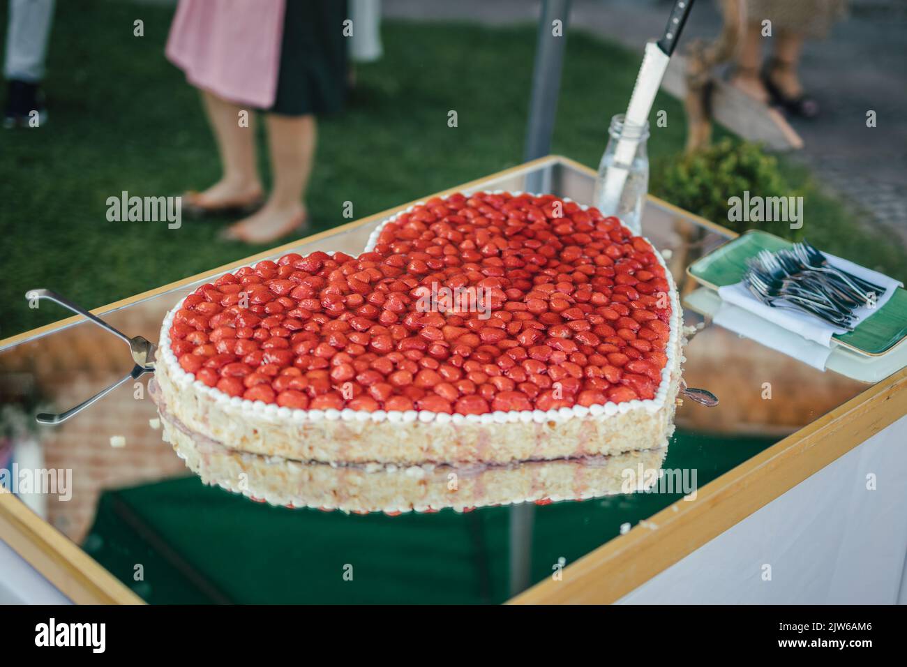 Bella torta di nozze di close-up Foto Stock