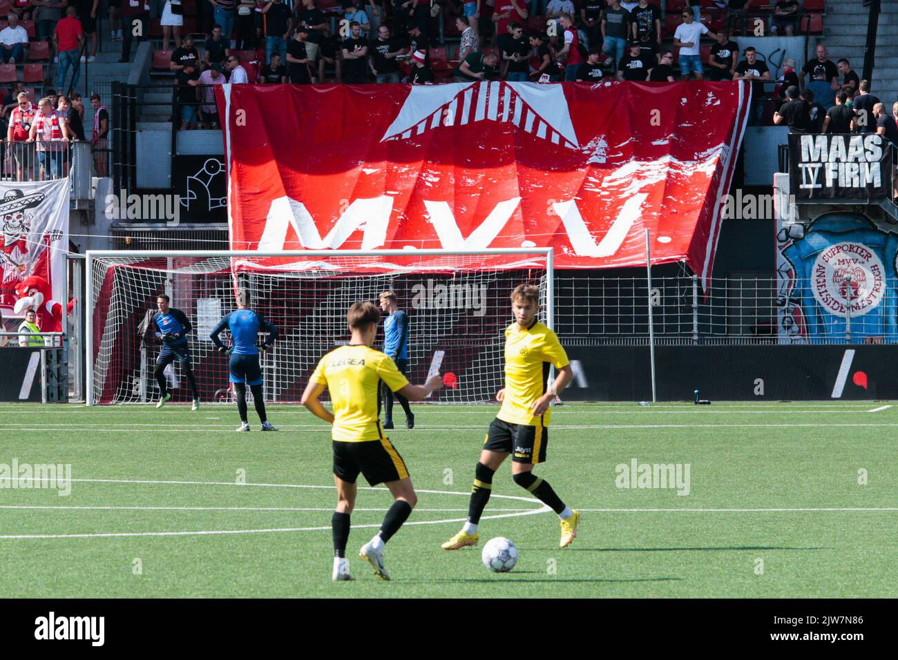 MAASTRICHT, PAESI BASSI - Settembre 4: Riscaldamento durante la partita olandese di Keukenkampioendivisie tra MVV e Roda JC allo Stadion de Geusselt il 4 settembre 2022 a Maastricht, Paesi Bassi (Foto di Frank Kerbusch/Orange Pictures) Foto Stock