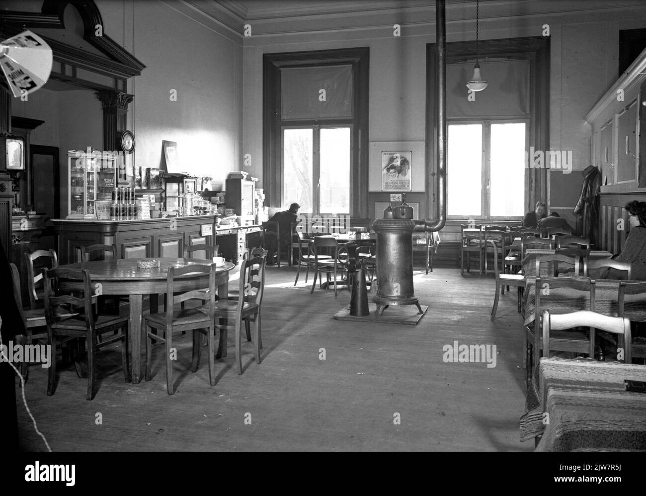 Interno della stazione N.S. Sneek in Sneek: Sala d'attesa 3rd classe. Foto Stock