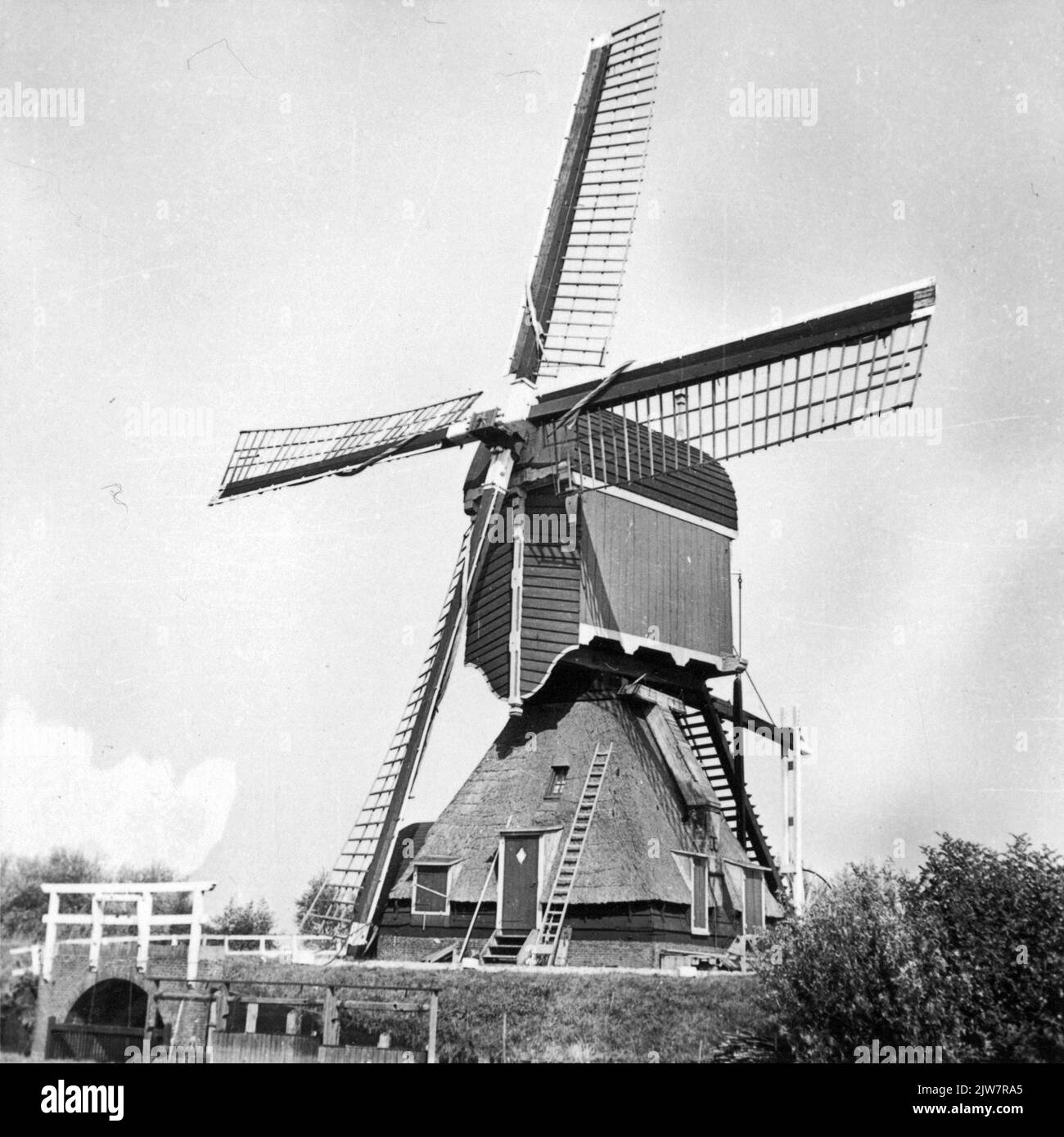 Vista dell'olandese Wipmolen Westveensekade 6 a Wilnis. Foto Stock