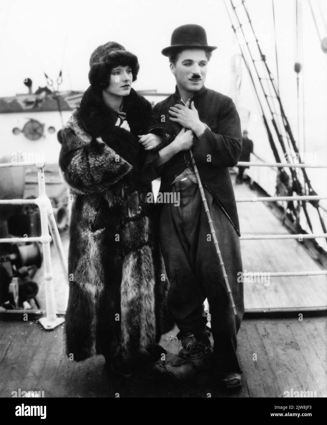 GEORGIA HALE e CHARLIE CHAPLIN in THE GOLD RUSH 1925 regista / scrittore CHARLES CHAPLIN Charles Chaplin Productions / United Artists Foto Stock