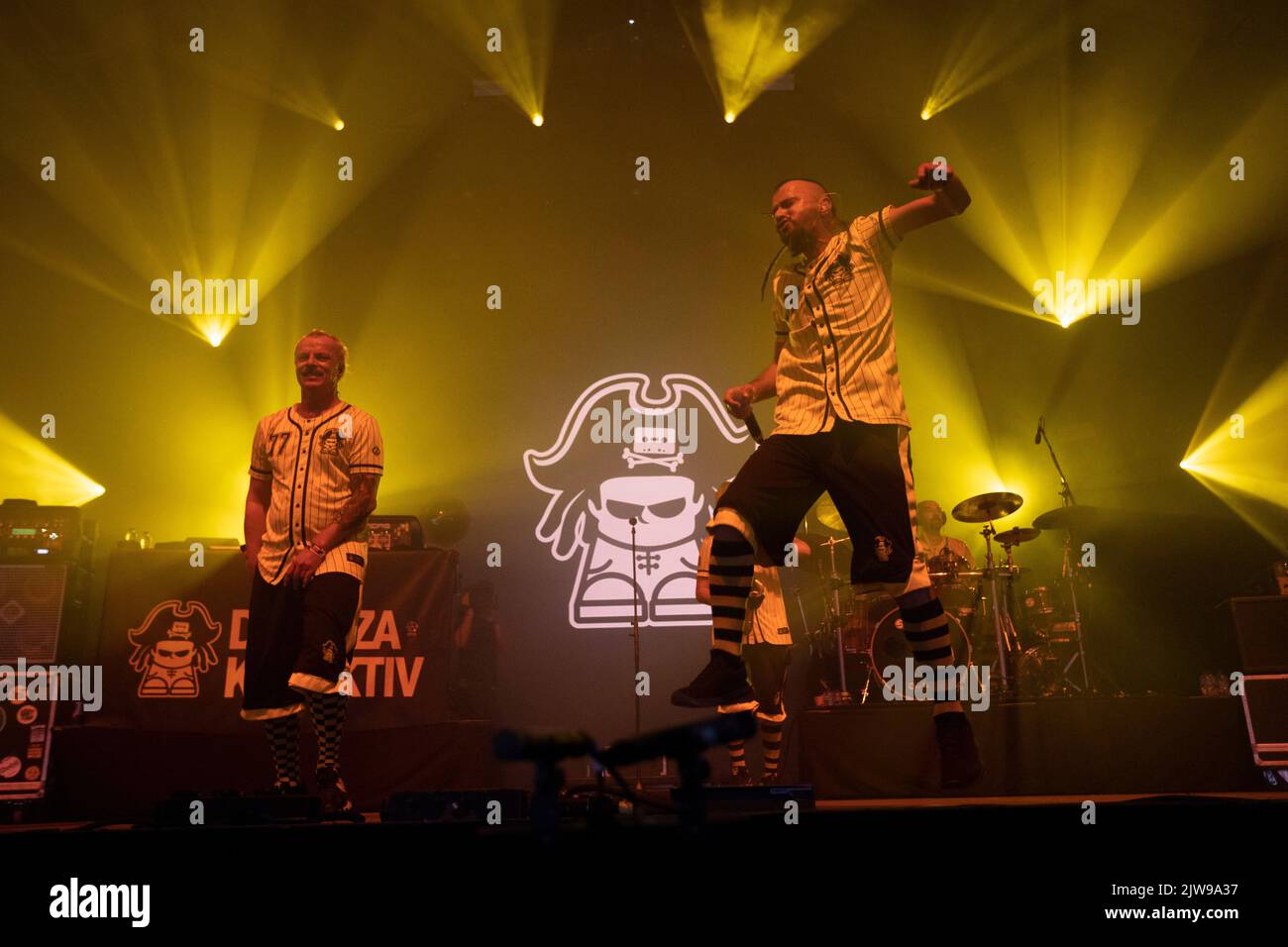 Biddinghuizen, Olanda 19 agosto 2022 Dubioza kolektiv live at Lowlands Festival 2022 © Roberto Finizio/ Alamy Foto Stock