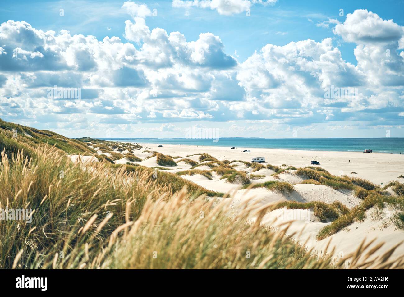 Nuvole sulle dune della Danimarca settentrionale. Foto di alta qualità Foto Stock