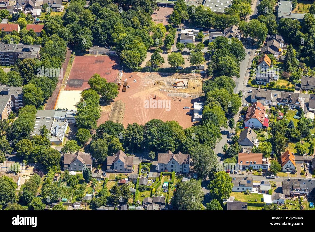 Vista aerea, vista quartiere nette, cantiere di impianti sportivi presso il centro scolastico, nette, Dortmund, Ruhr, Renania settentrionale-Vestfalia, Germania, con Foto Stock