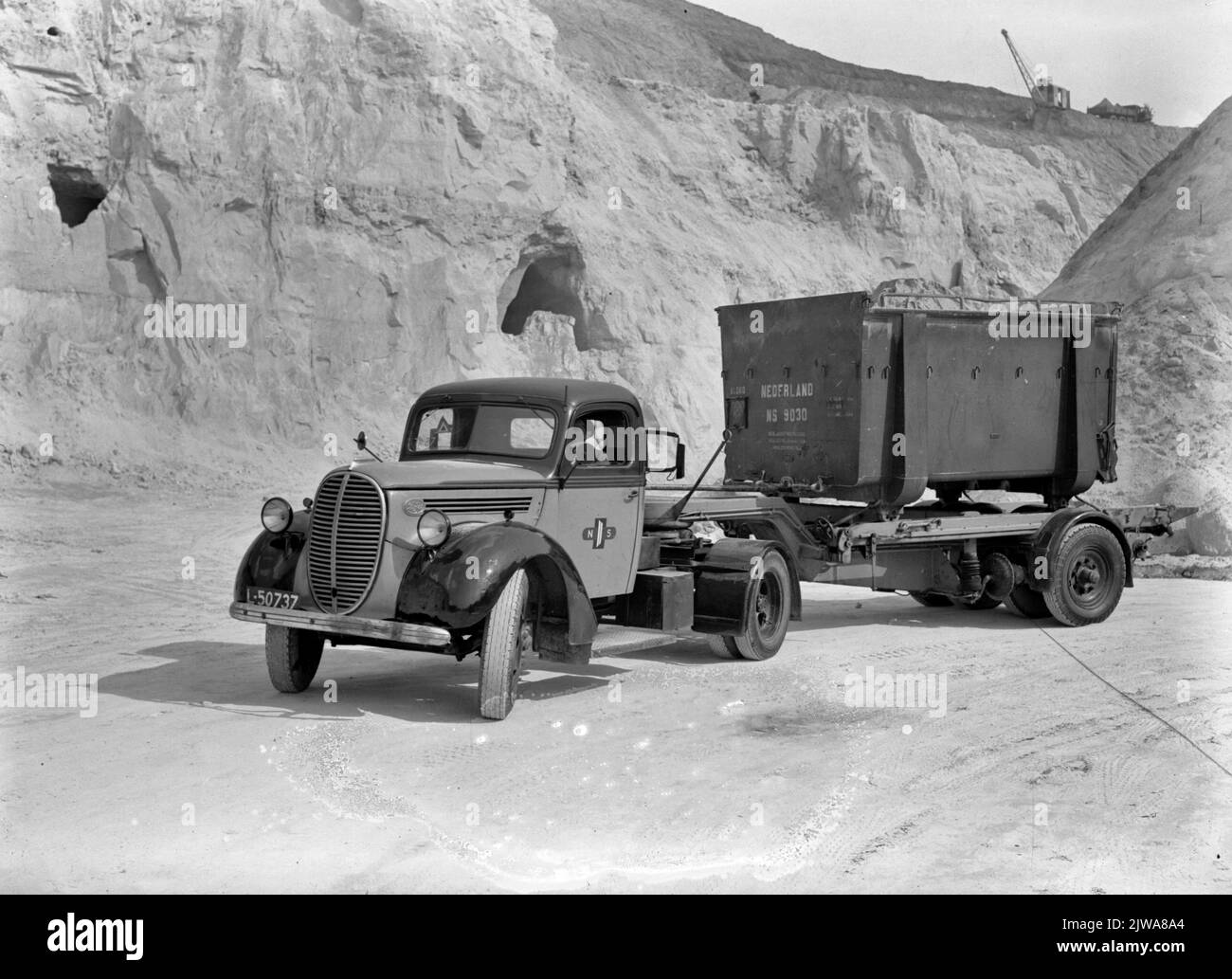 Immagine di una pagina tratta da un album fotografico di Scoutinggroep Salwega di Utrecht con foto del World Jamoree di Arrowe Park a Birkenhead (Inghilterra) dove scout dal N.P.V. (Associazione olandese dei badinders) in Partnamentsn.b. Gruppo 2, dipartimento di Utrecht della N.P.V. Più tardi fu dato il nome di Salwega. Foto Stock