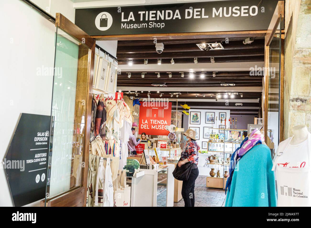 Bogota Colombia, Santa Fe Museo Nacional de Colombia, negozi business negozi negozi mercato mercati vendita compravendita, col Foto Stock