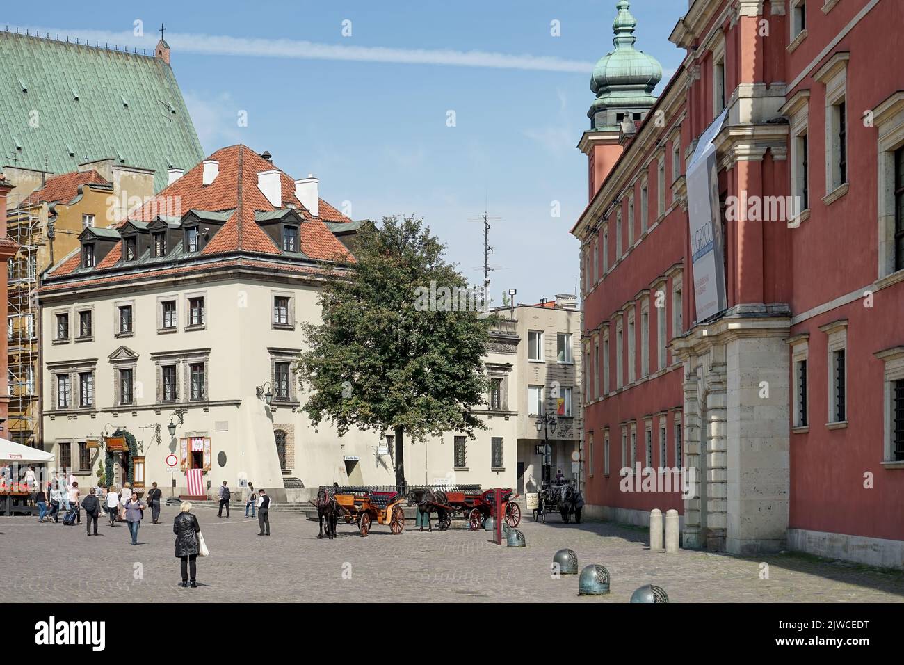 Varsavia, Polonia - 17 settembre 2014 : veduta della Piazza del mercato Vecchio a Varsavia il 17 settembre 2014. Persone non identificate Foto Stock