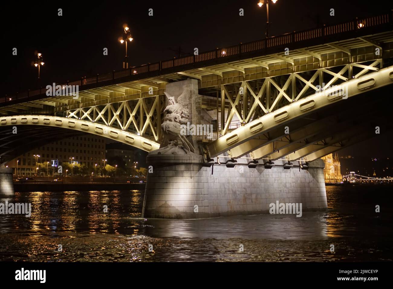 Budapest, Ungheria - 20 settembre : Ponte Margherita illuminato di notte a Budapest il 20 settembre 2014 Foto Stock