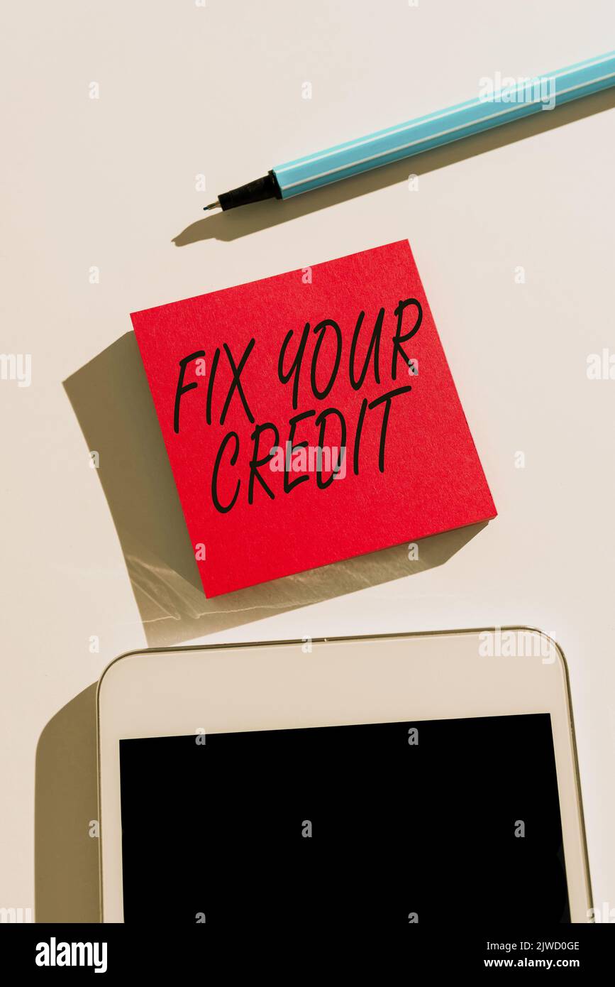 Didascalia concettuale Fix il vostro CreditKeep saldi bassi sulle carte di credito e altro credito. Concettuale foto mantenere gli equilibri bassi sulle carte di credito e altro Foto Stock