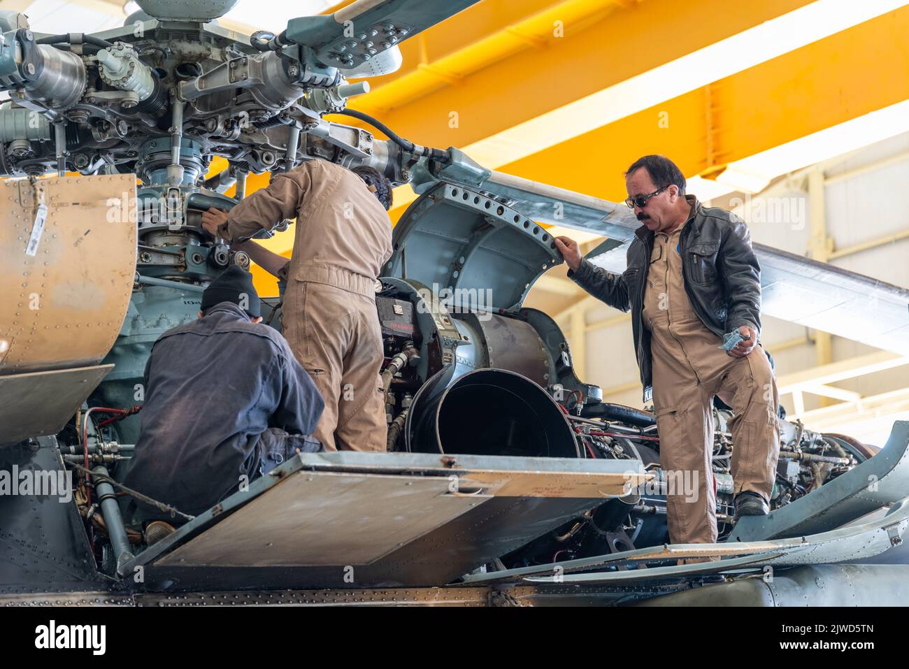 Bundeswehr in Afghanistan - Luftwaffenstützpunkt der afghischen Nationalarmee und Camp Marmal Foto Stock