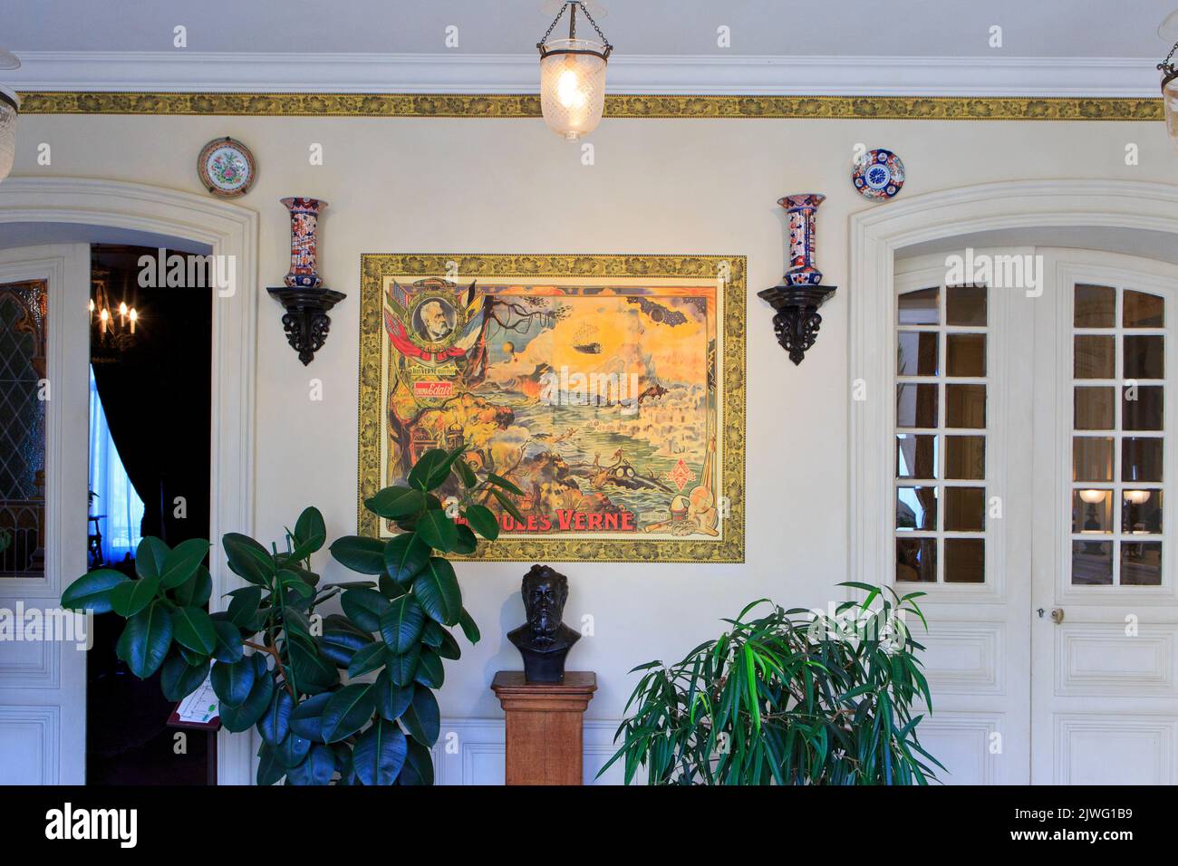Poster la Scopera interna all'interno dell'ex casa del Best seller francese Jules Verne (1828-1905) ad Amiens (Somme), Francia Foto Stock
