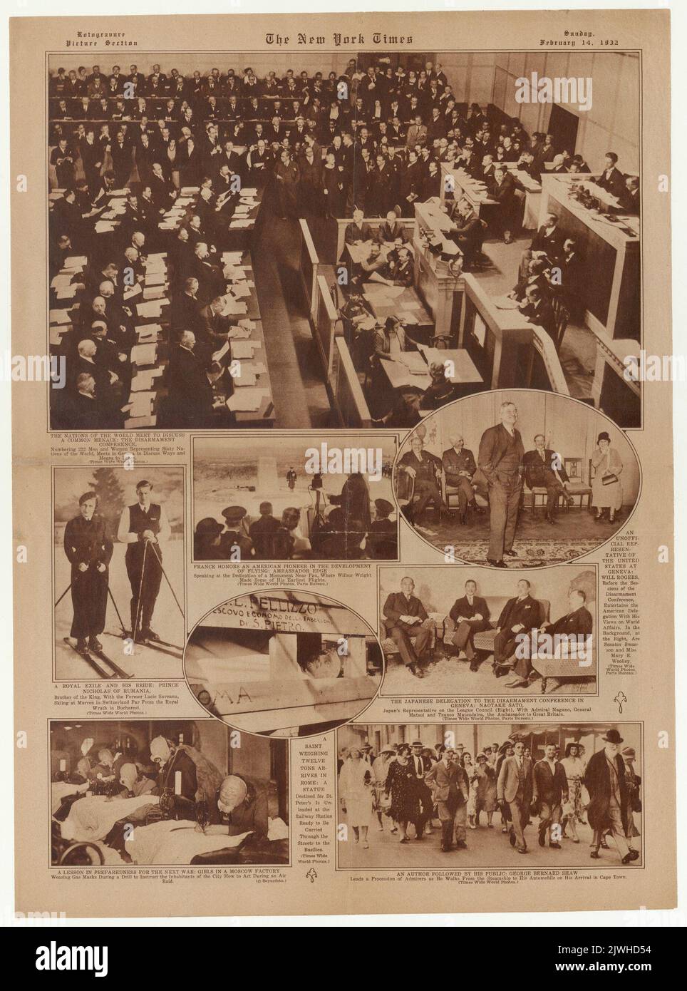 «The New York Times», 14 febbraio 1932 [supplemento illustrato con una fotografia degli ascoltatori al concerto di Ignacy Jan Paderewski al Madison Square Garden di New York]. Century Flashlight Photographers (Nowy Jork ; agencja fotografzna), agenzia fotografica, il New York Times (Nowy Jork ; czasopismo ; 1851- ), editore Foto Stock