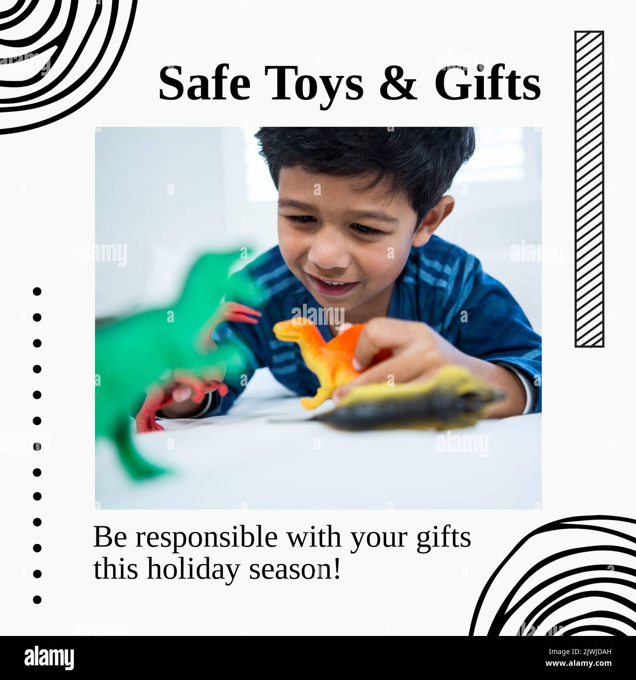 Composto di giocattoli sicuri, regali testo con sorridente ragazzo asiatico giocare con dinosauri giocattolo Foto Stock
