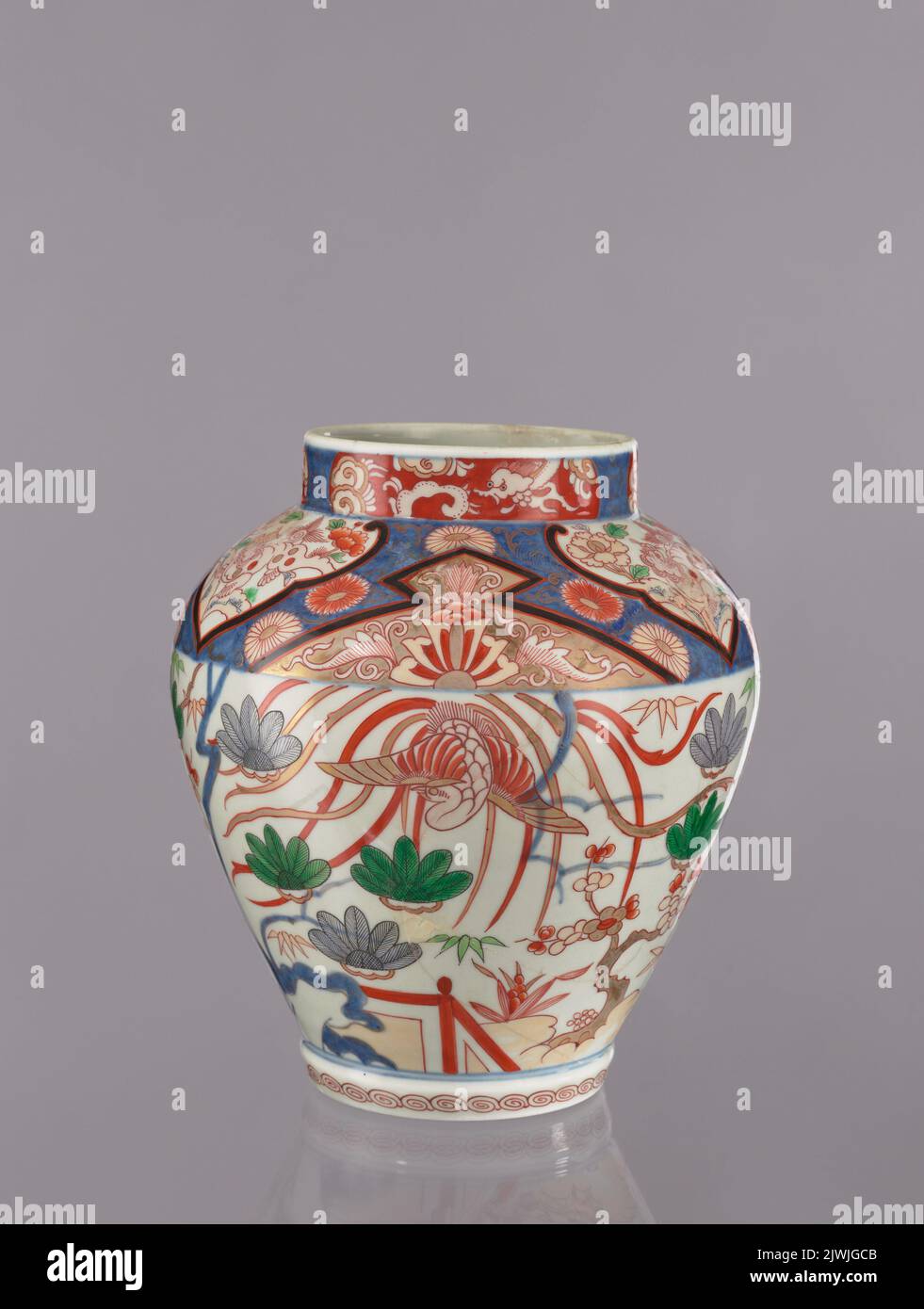 Vaso ovoide Imari. Sconosciuto, artigiano Foto Stock