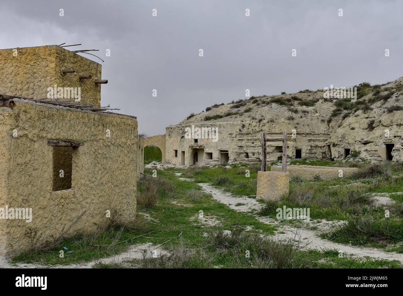 Esercito soldato esecuzione manovre militari sul campo di battaglia. Foto Stock