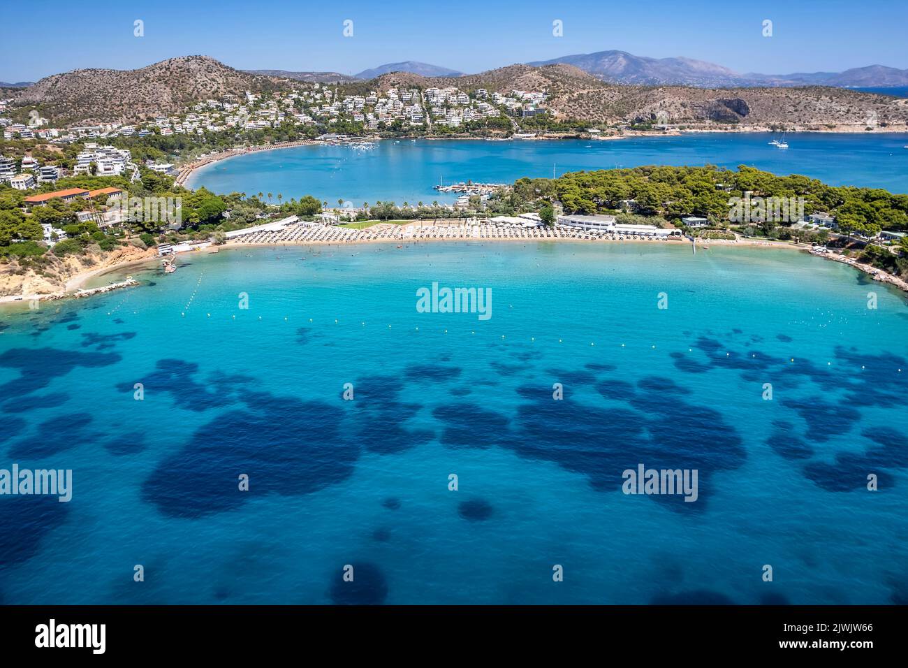 Veduta aerea della popolare spiaggia di Astir, Vouliagmeni Foto Stock
