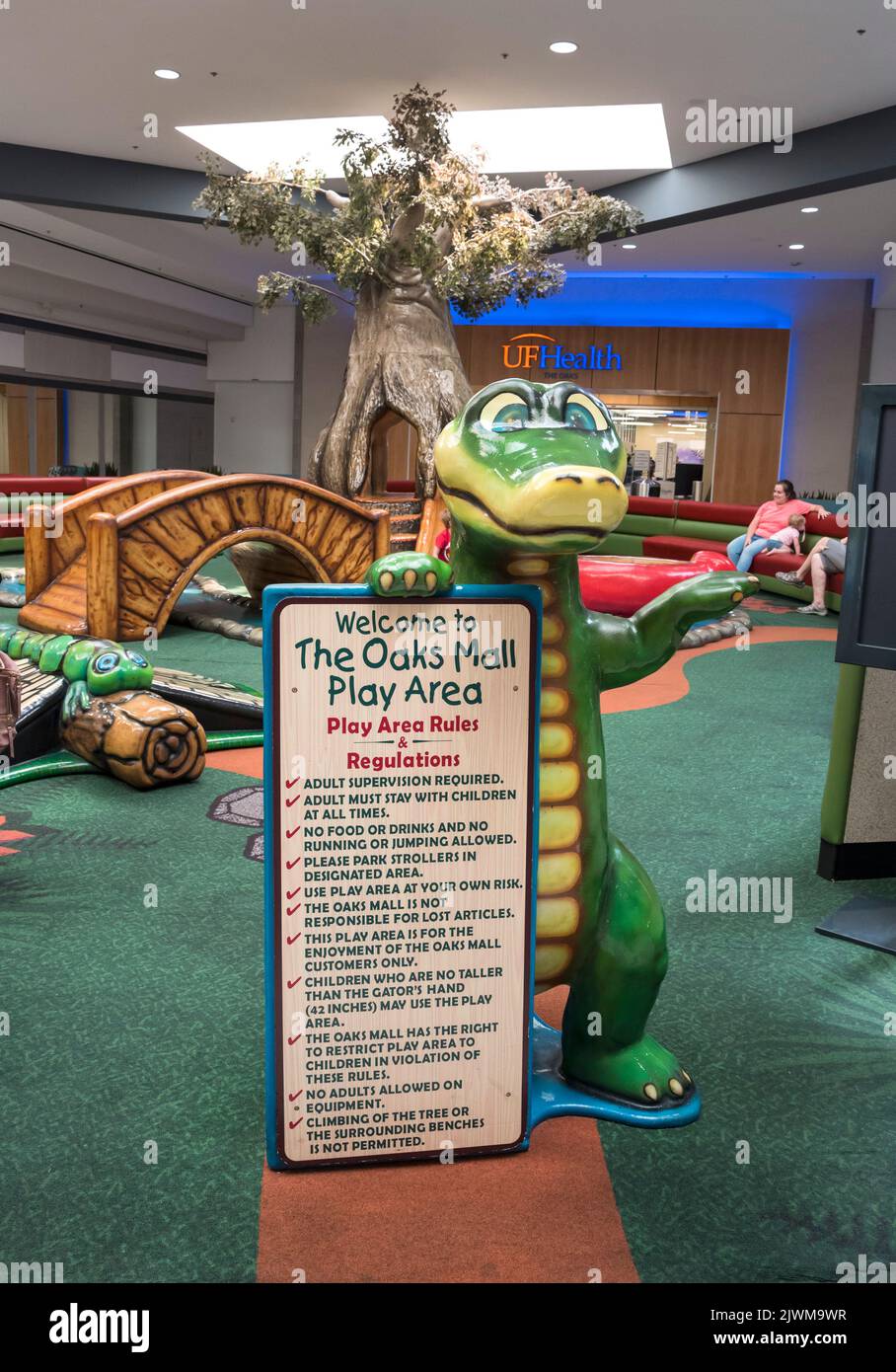 Area giochi per bambini in un centro commerciale a Gainesville, Florida. Foto Stock