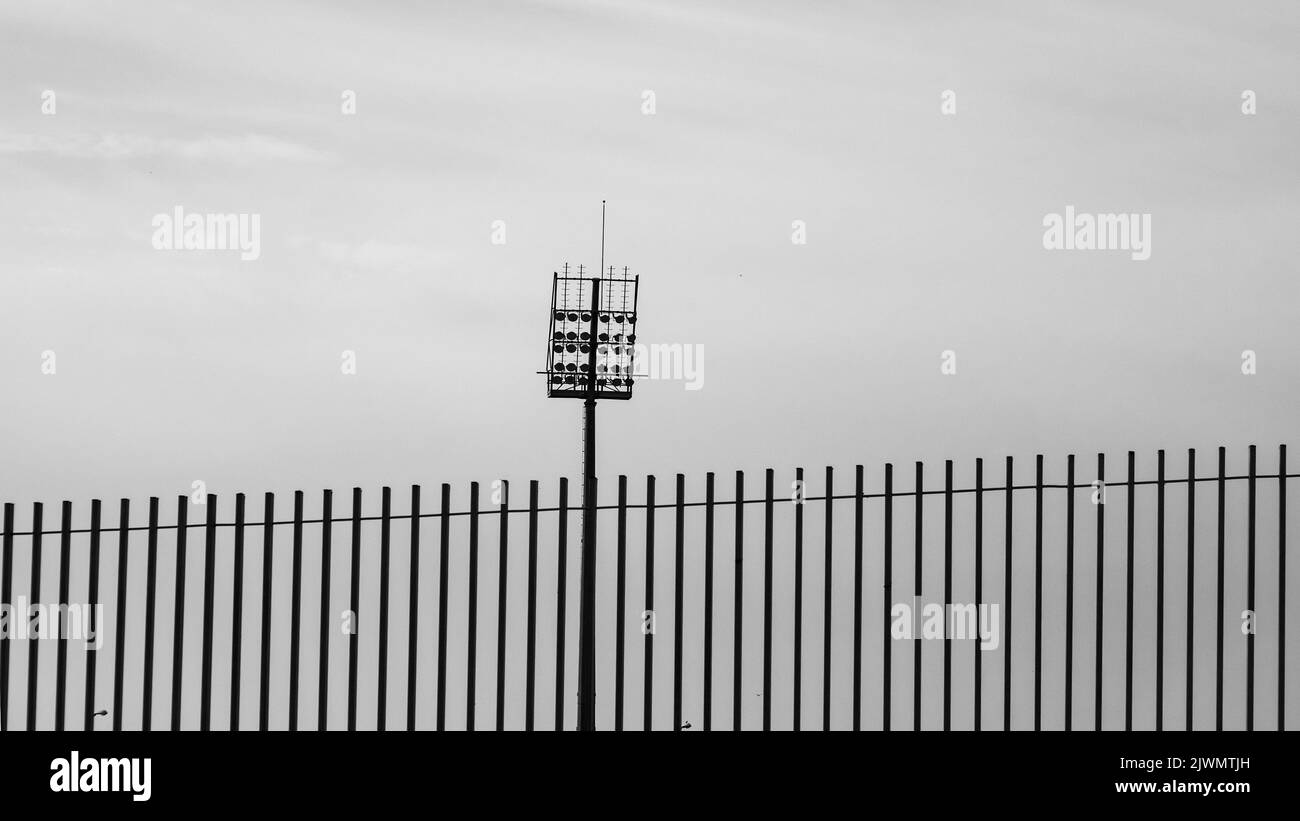 Torre di illuminazione dello stadio di atletica di Malaga Foto Stock