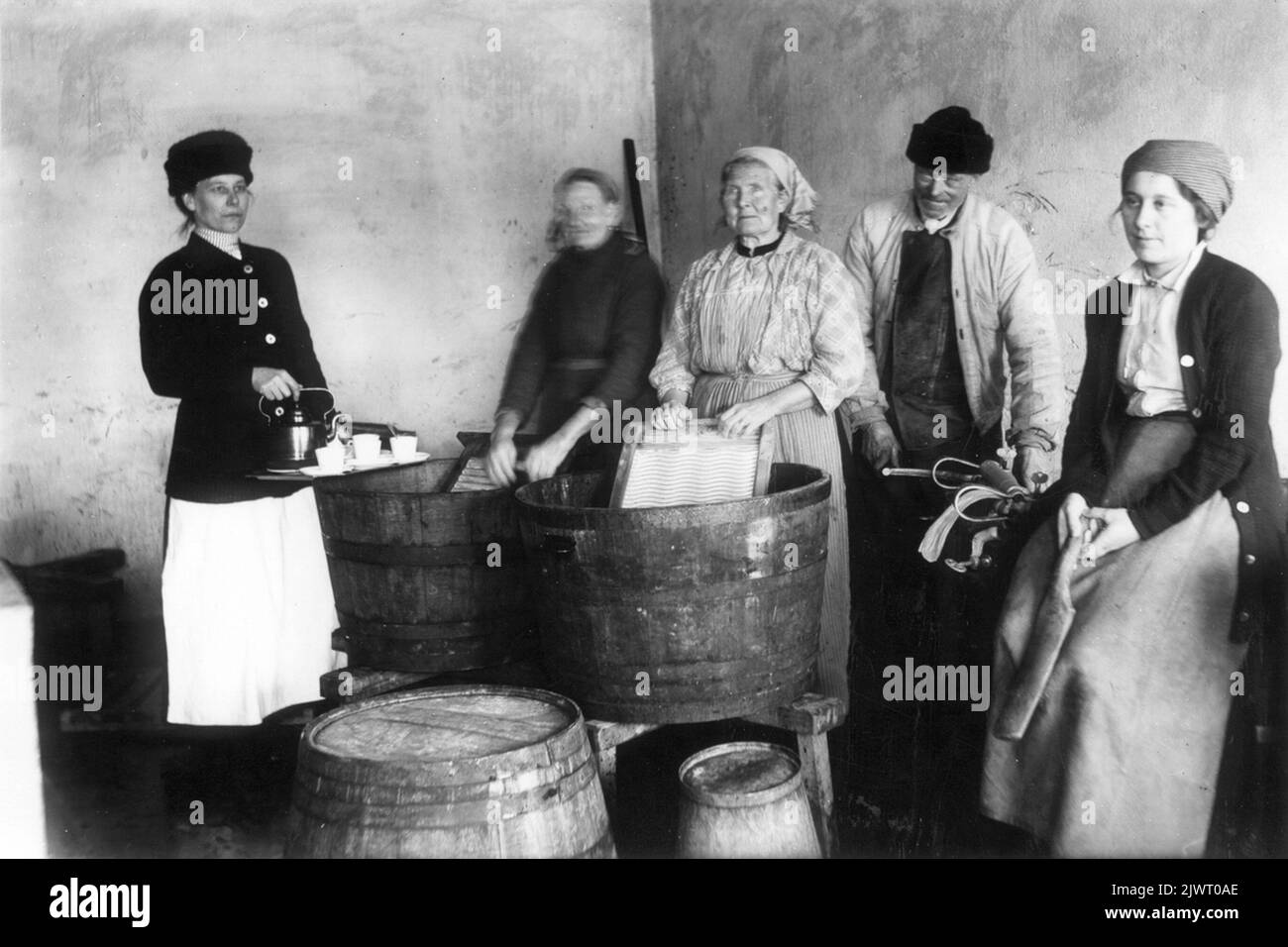 Lavanderia a Lenninge. Le persone sconosciute. Tvättstuga i Lenninge. Personerna okända. Foto Stock