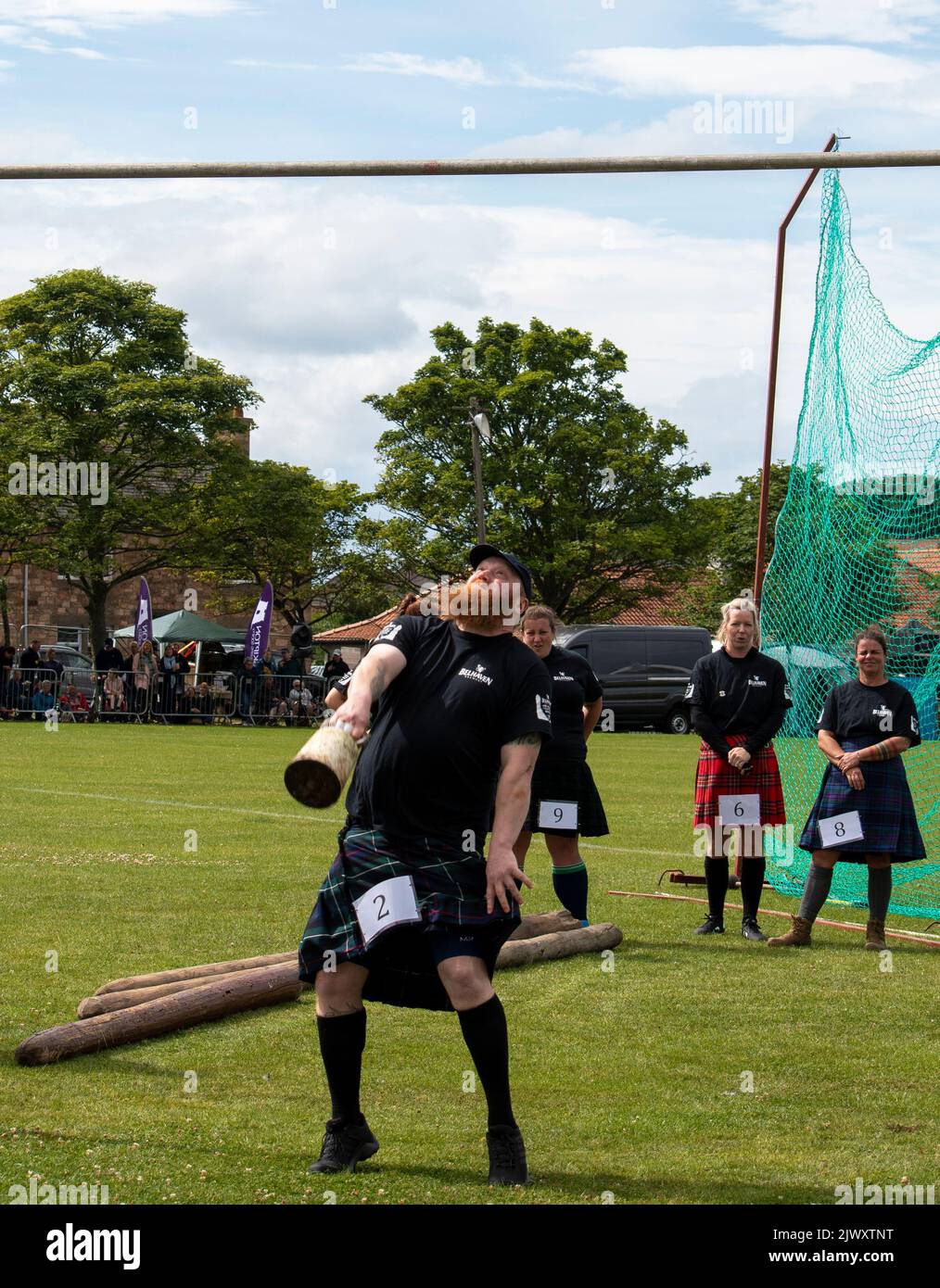 Evento Weight Over the Bar, Highland Games, North Berwick Foto Stock