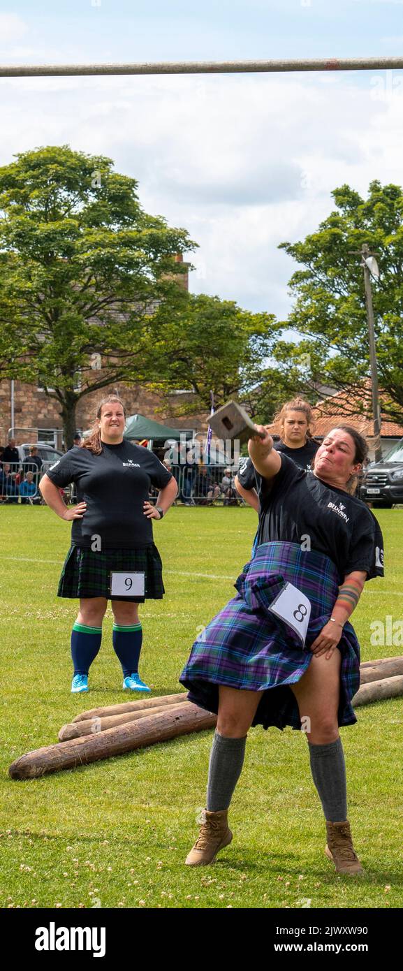 Evento Weight Over the Bar, Highland Games, North Berwick Foto Stock