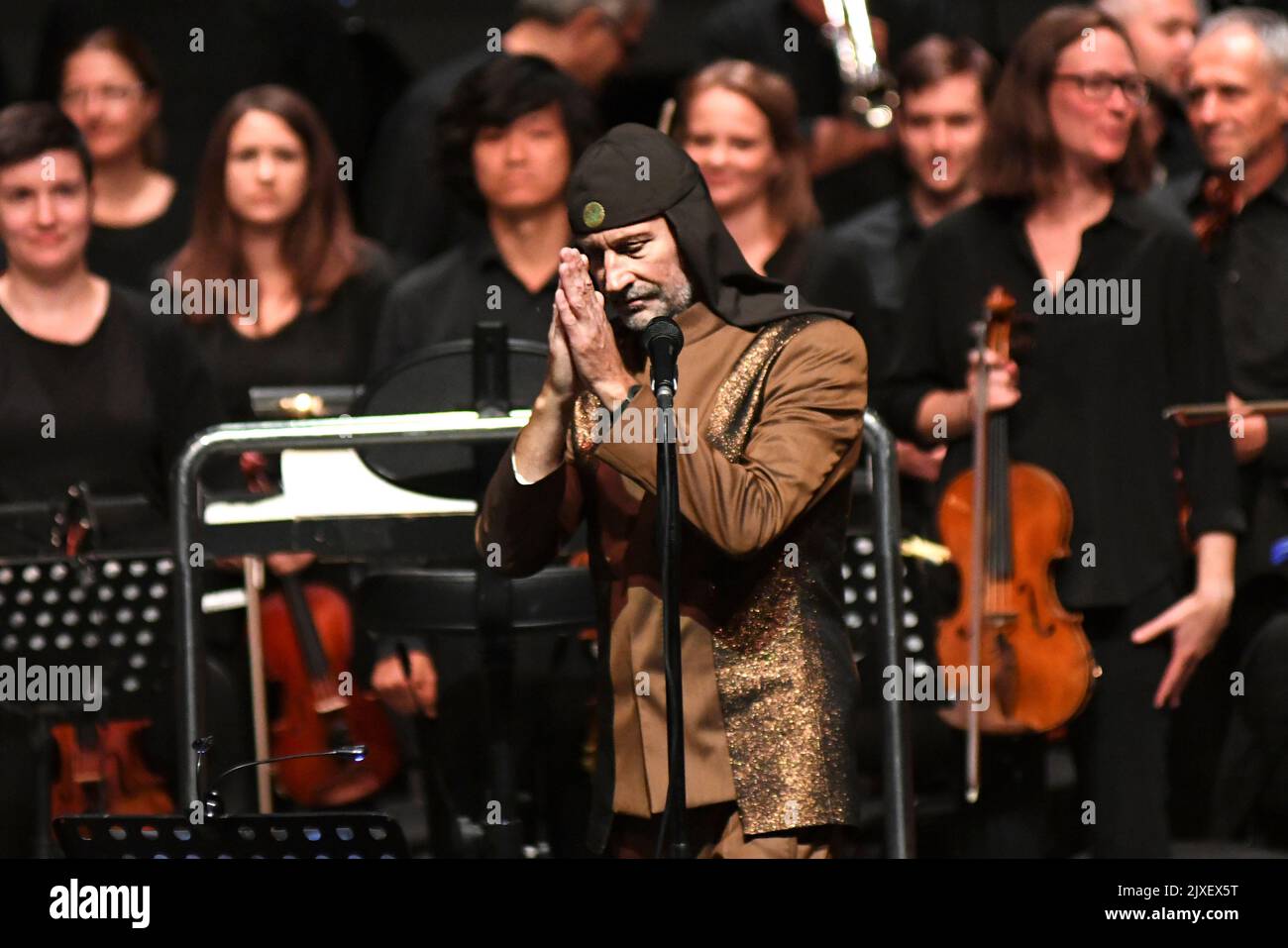 Laibach: Presentazione di 'Alamut', un'opera sinfonica originale basata su una famosa storia della Persia dell'XI secolo. Monastero di Križanke, Lubiana, Slovenia Foto Stock