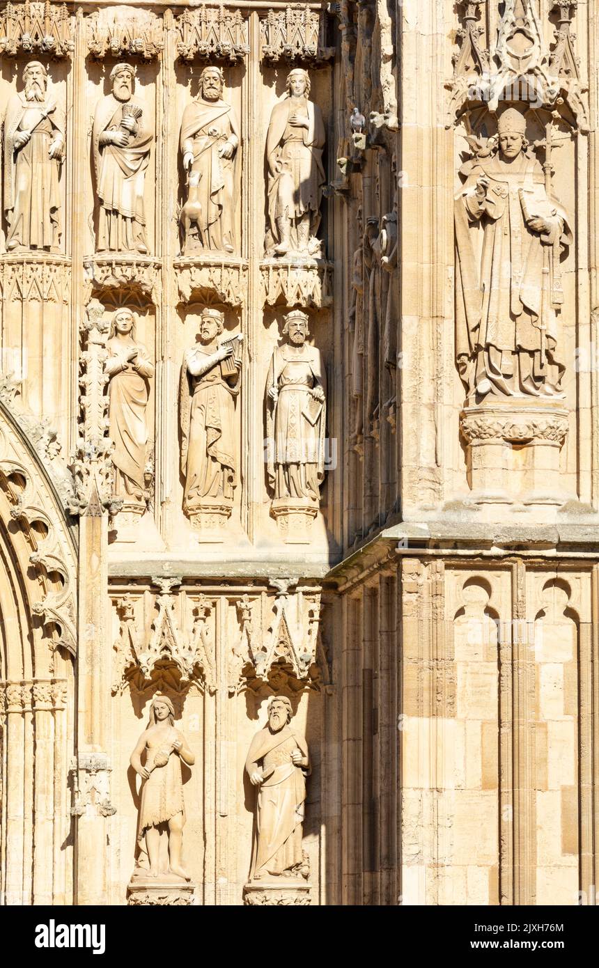 Beverley Minster o la chiesa parrocchiale di Saint John e Saint Martin incisioni sul fronte ovest Beverley Yorkshire East Riding of Yorkshire Inghilterra UK GB Foto Stock