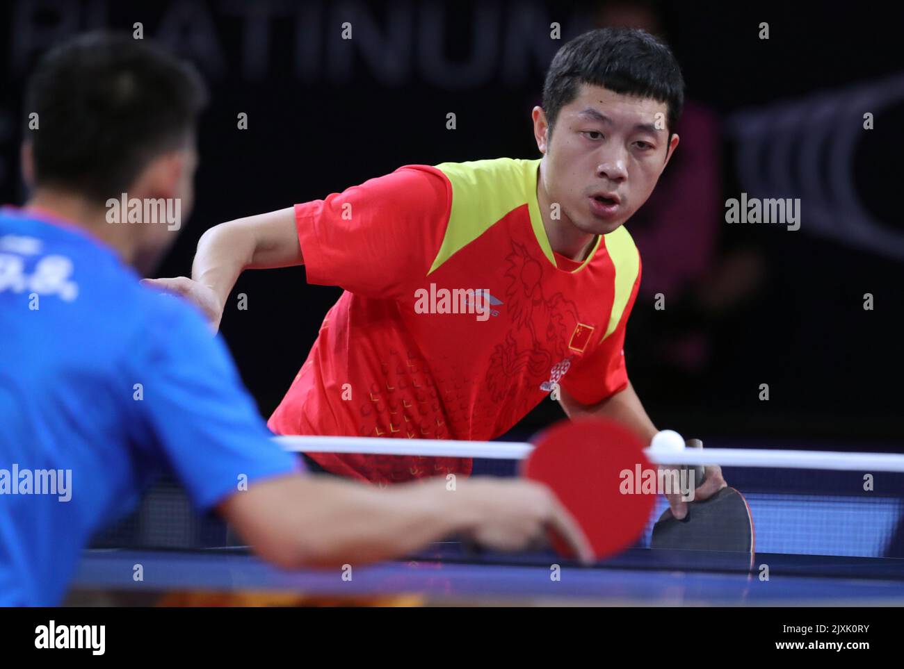 Xin Xu della Cina sconfigge Dingshuo Lui della Cina nella finale maschile  dell'ITTF World Tour - 2018 Australian Open Table Tennis Championships, che  si tiene a Geelong, Victoria, domenica 29 luglio, 2018. (