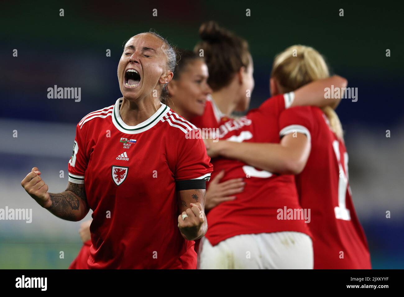 Cardiff, Regno Unito. 06th Set, 2022. Natasha Harding of Wales festeggia dopo il gioco. Donne del Galles contro donne della Slovenia, Coppa del mondo delle Donne FIFA 2023 Qualifier UEFA al Cardiff City Stadium, Galles del Sud, martedì 6th settembre 2022. Solo per uso editoriale, foto di Andrew Orchard/Andrew Orchard sports photography/Alamy Live news Credit: Andrew Orchard sports photography/Alamy Live News Foto Stock