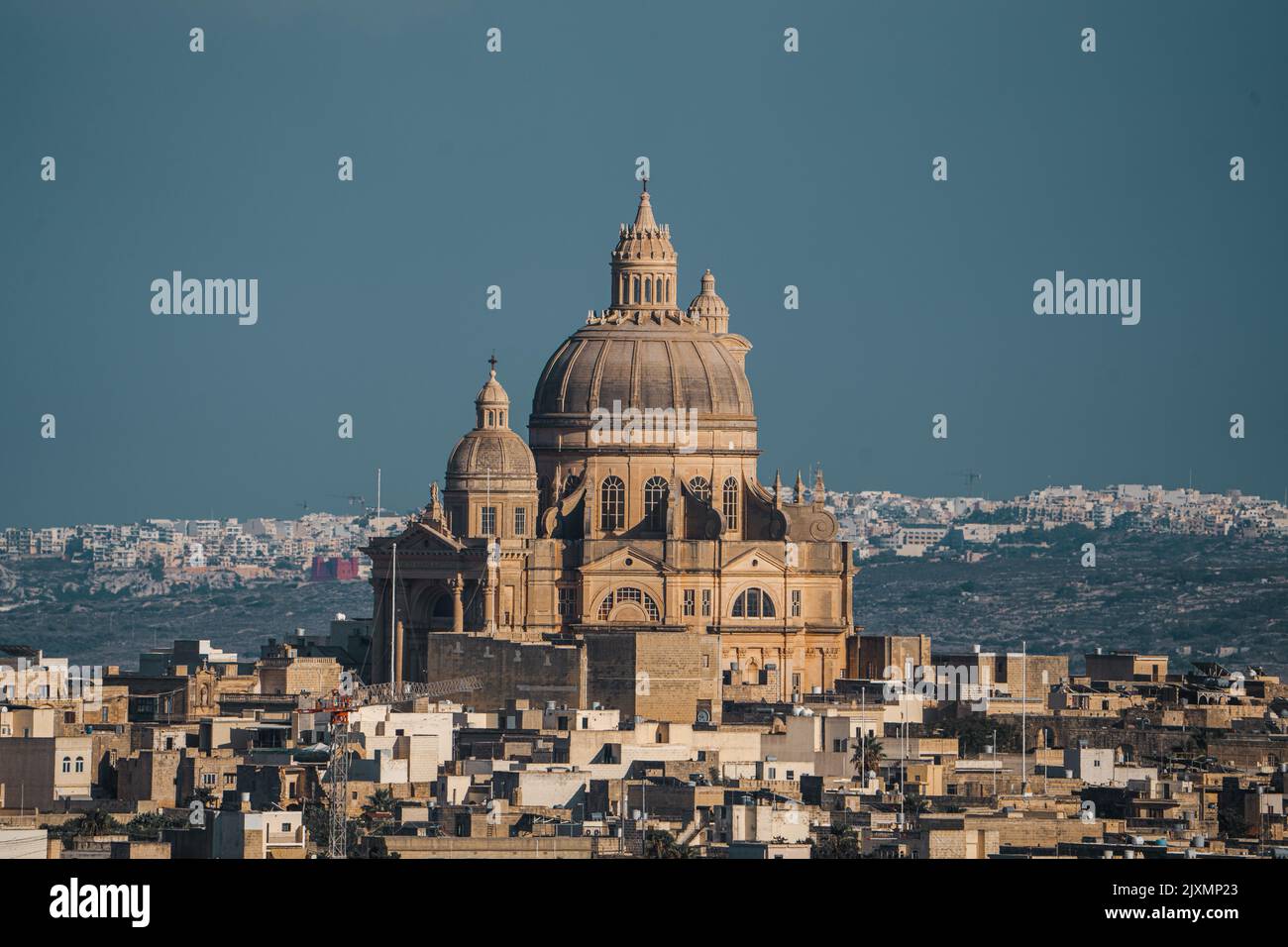 Veduta aerea della Rotunda Chiesa di San Giovanni Battista a Gozo Foto Stock