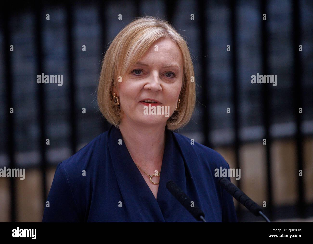 Liz truss queens invito a formare un governo immagini e fotografie