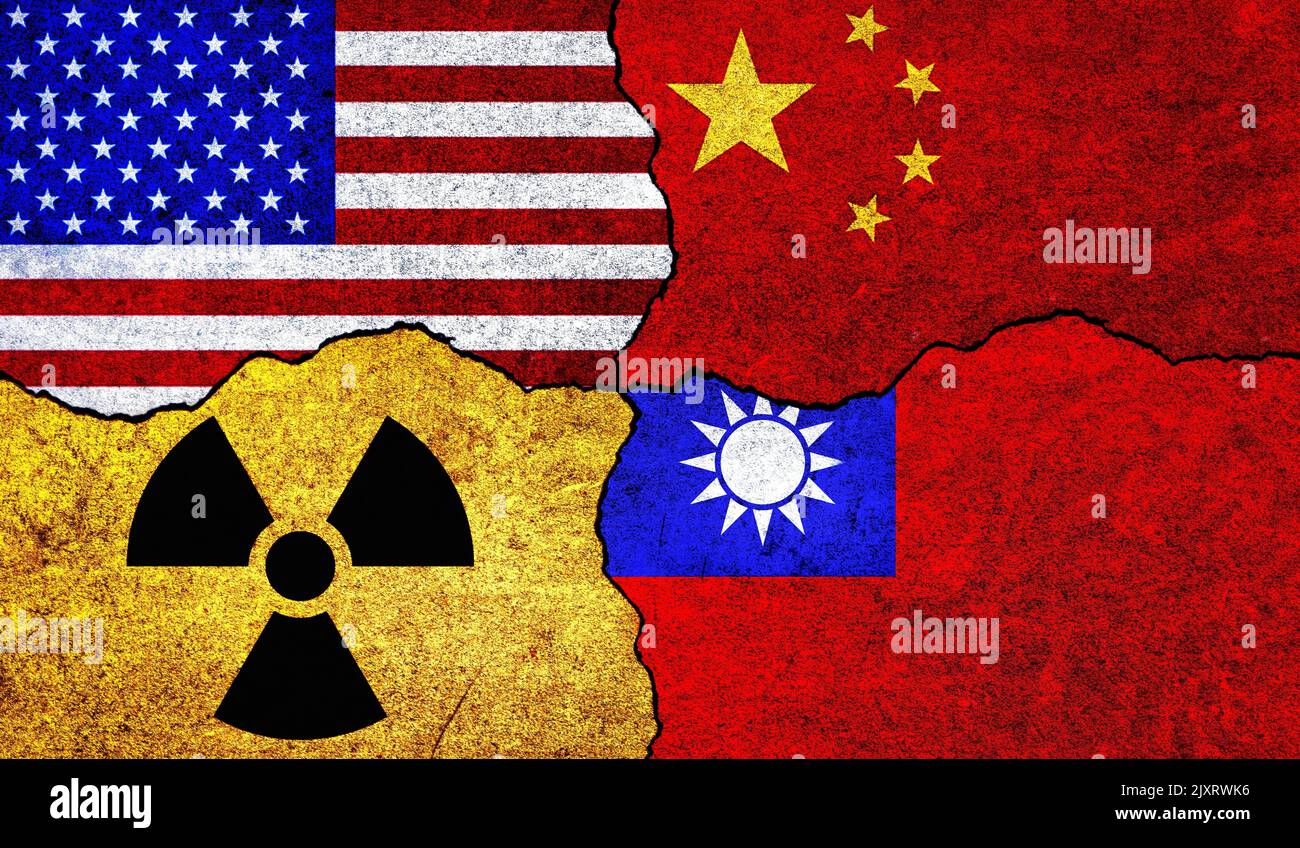 Bandiere di Stati Uniti, Taiwan, Cina e simbolo di radiazione su una parete. Stati Uniti d'America, Cina e Taiwan Nuclear Deal o Tenses Concept Foto Stock