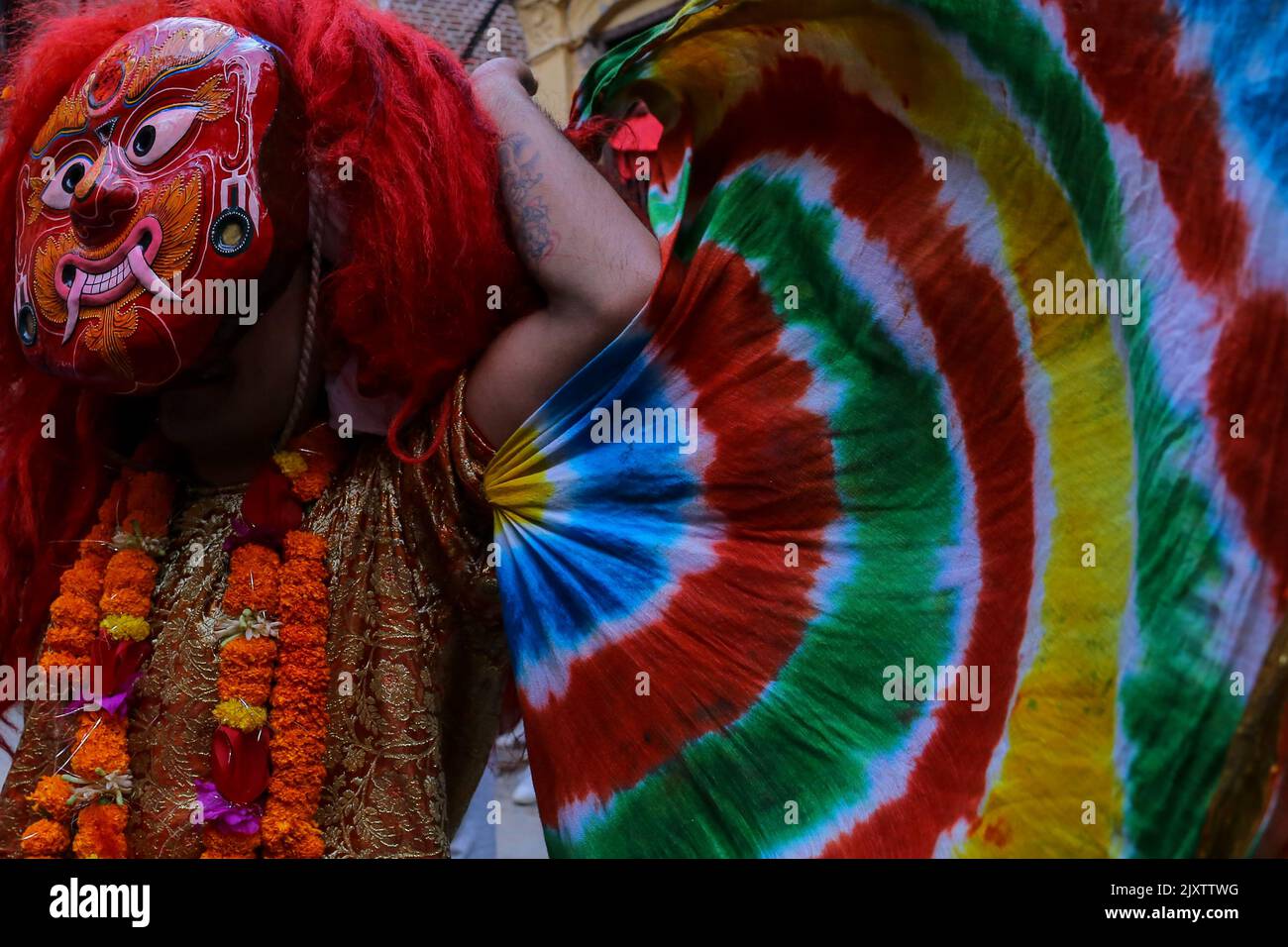 Kathmandu, Nepal. 07th Set, 2022. Il 7 settembre 2022 a Kathmandu, Nepal. Un dio demone o folclore nepalese comunemente khown come 'Majipa Lakhey' nella comunità neofita locale del Nepal eseguire una danza maschera durante il primo giorno di una settimana 'Indra Jatra' festival. (Foto di Abhishek Maharjan/Sipa USA) Credit: Sipa USA/Alamy Live News Foto Stock