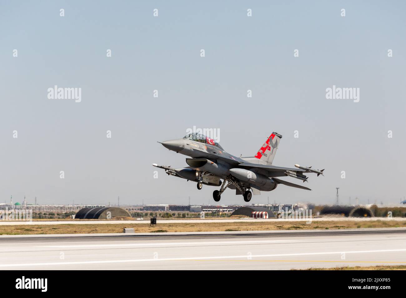 Konya, Turchia - 07 01 2021: Anatolian Eagle Air Force esercizio 2021 F16 Fighter Jet n posizione decollo in Turchia Foto Stock