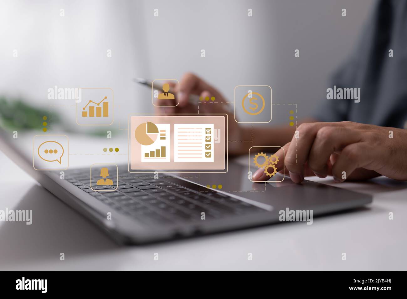 Gestione delle relazioni. Contabilità CRM, clienti, supporto, trattative. Organizzazione dei dati dei clienti. Foto Stock
