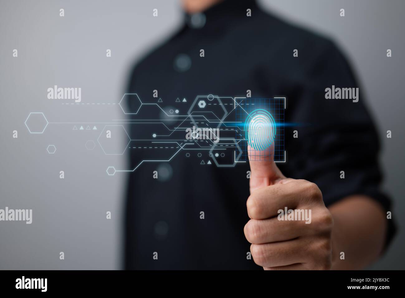 La scansione delle impronte digitali fornisce accesso sicuro con identificazione biometrica. Concetto di business tecnologia sicurezza rete internet. Foto Stock